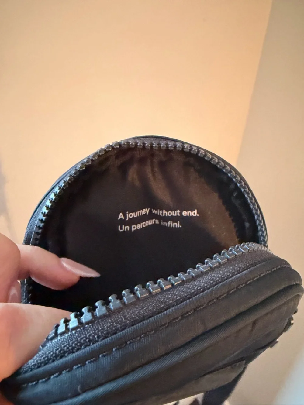 Lululemon Team Canada Olympic Mini Crossbody Bag Black Maple Leaf Quilted - Picture 9 of 9